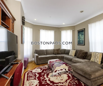 Roxbury 4 Beds 3.5 Baths Boston - $4,800 50% Fee