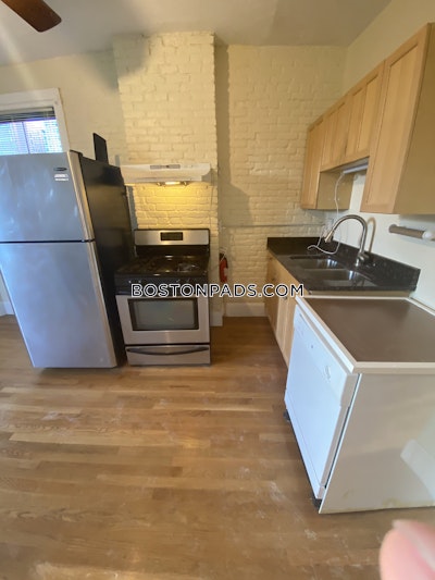 South End 3 Beds Northeastern Boston - $5,300