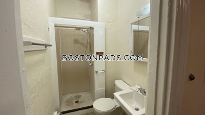 Beacon Hill Excellent Studio Bed 1 bath available 9/1 on Anderson St in Beacon Hill!!  Boston - $2,200
