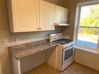 Allston 5 Beds 2 Baths Boston - $6,075