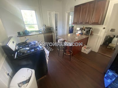 Somerville 5 Beds 1 Bath  Tufts - $6,820 No Fee