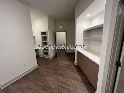 Wellesley 1 Bed 1 Bath - $3,759 No Fee