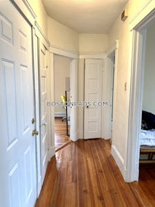 Somerville 3 Bed 1 Bath SOMERVILLE  Tufts - $3,700 No Fee