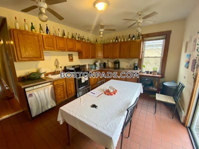 Mission Hill 4 Beds 1 Bath Boston - $5,600