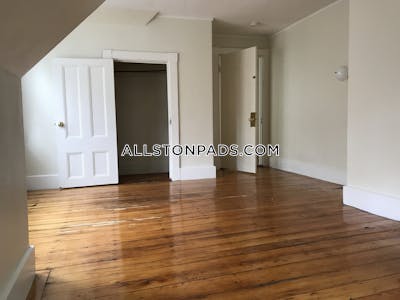 Allston Super Spacious and remodeled 6 bed 2.5 bath Apt on Quint Ave Boston - $7,750