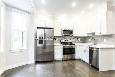 Allston 3 Beds 2.5 Baths Boston - $5,425 50% Fee