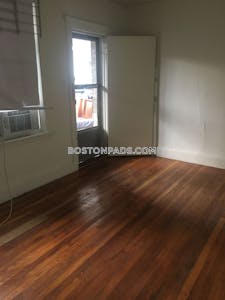 Allston/brighton Border Nice 2 Bed 1 Bath available 9/1 Boston - $2,750 No Fee