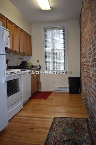 South End Studio South End Boston - $2,650 50% Fee