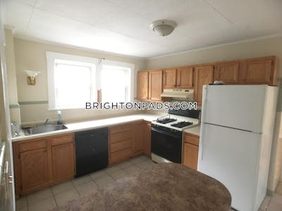 Brighton 4 Beds 2 Baths Boston - $4,600 No Fee