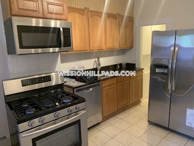 Mission Hill Apartment for rent 4 Bedrooms 1 Bath Boston - $5,995