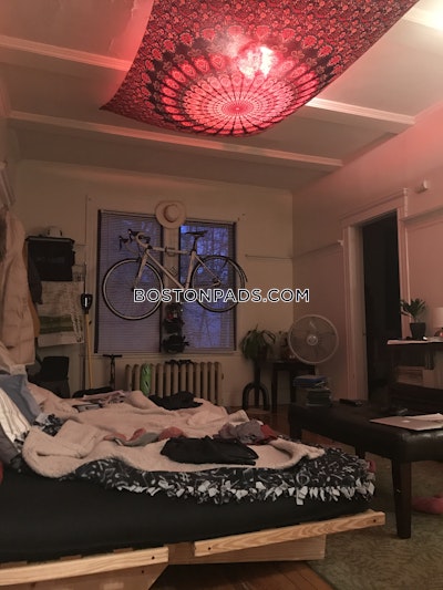 Allston/brighton Border Apartment for rent 2 Bedrooms 1 Bath Boston - $2,575 No Fee