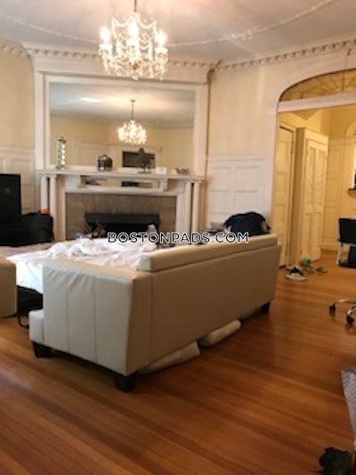 Back Bay 2 Beds Back Bay Boston - $4,750 No Fee