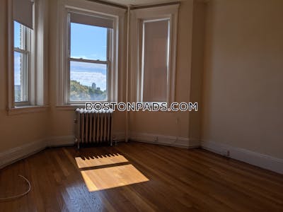 Fenway/kenmore Apartment for rent Studio 1 Bath Boston - $2,395 No Fee