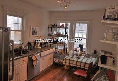 Cambridge 3 Beds 1 Bath  Central Square/cambridgeport - $4,200