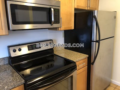 Cambridge Deal Alert! Spacious 2 Bed 2 Bath apartment in Franklin St  Central Square/cambridgeport - $4,300