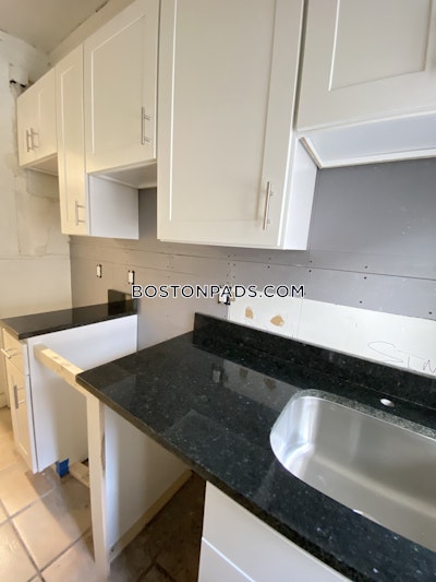 Fenway/kenmore Nice 1 Bed 1 Bath available 5/1 on Westland Ave in Fenway Boston - $4,150 No Fee