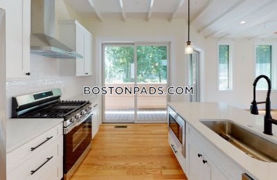 Brookline Apartment for rent 3 Bedrooms 2.5 Baths  Brookline Hills - $5,200