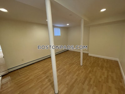 Brookline 2 Beds 2 Baths  Beaconsfield - $3,500
