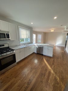 Somerville 6 Beds 4 Baths  West Somerville/ Teele Square - $5,995