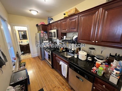 Cambridge Apartment for rent 3 Bedrooms 1 Bath  North Cambridge - $4,300