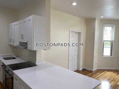 Fenway/kenmore Apartment for rent 2 Bedrooms 1 Bath Boston - $4,300 50% Fee