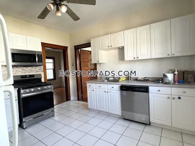 Watertown Apartment for rent 3 Bedrooms 2 Baths - $4,300