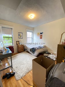 Brookline Apartment for rent 4 Bedrooms 2 Baths Boston University - $5,200