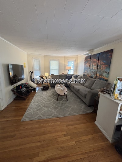 Somerville 4 Beds 2 Baths  Davis Square - $4,600