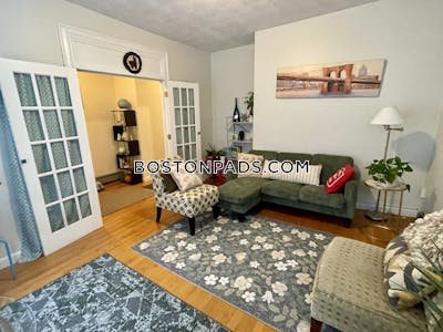 Brighton 3 Beds 1 Bath Boston - $3,500 50% Fee