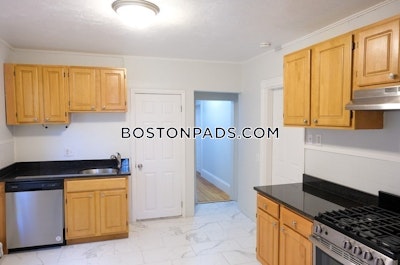 Dorchester/south Boston Border Apartment for rent 4 Bedrooms 1 Bath Boston - $4,000