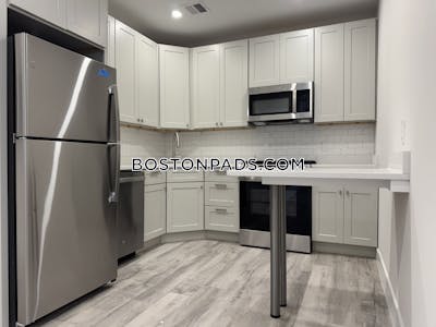 Dorchester 3 bedroom 2 baths in BOSTON Boston - $2,850 No Fee