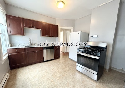 Dorchester 3 bedroom 1 baths in BOSTON Boston - $2,700 No Fee