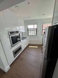 Cambridge 3 bedroom 1 baths in CAMBRIDGE  Harvard Square - $4,400 No Fee