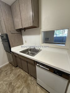 Allston/brighton Border 1 Bed 1 Bath Boston - $2,400 No Fee