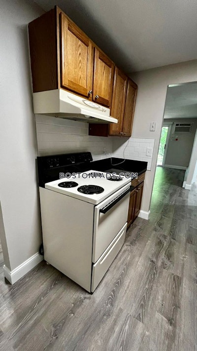 Leominster 2 bedroom 1 baths in Leominster - $1,975 No Fee