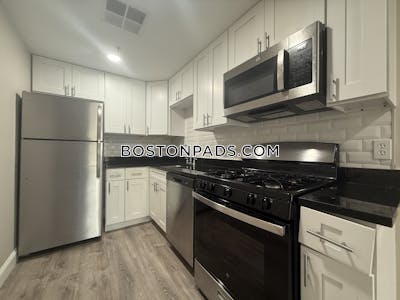 Billerica 2 bedroom 1 baths in BILLERICA - $2,425 No Fee