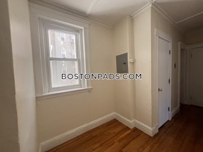 Fenway/kenmore Apartment for rent 1 Bedroom 1 Bath Boston - $2,750 No Fee