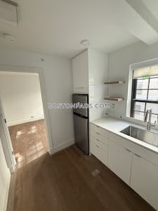 Cambridge 1 bedroom 1 baths in CAMBRIDGE  Harvard Square - $2,850 No Fee