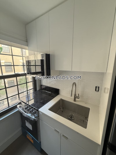 Cambridge 1 bedroom 1 baths in CAMBRIDGE  Harvard Square - $2,850 No Fee