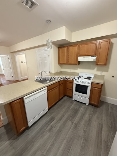 Cambridge 2 Beds 1 Bath  Central Square/cambridgeport - $3,200 No Fee