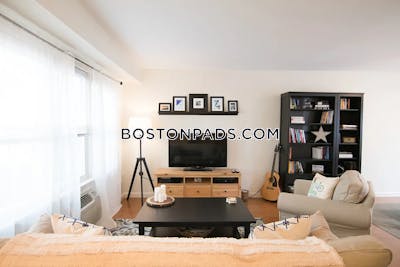 Plymouth 1 bedroom 1 baths Luxury in PLYMOUTH - $2,300 No Fee