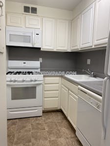Brookline 2 Beds 1.5 Baths  Boston University - $4,300 50% Fee