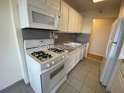 Brookline 3 Beds 1.5 Baths  Boston University - $5,300