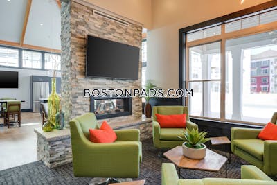 Chelmsford 1 bedroom 1 baths Luxury in CHELMSFORD - $2,450 No Fee