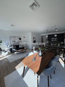 West Roxbury 2 bedroom 2 baths in BOSTON Boston - $4,100 No Fee