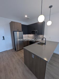 West Roxbury 1 bedroom 1 baths in BOSTON Boston - $3,200 No Fee